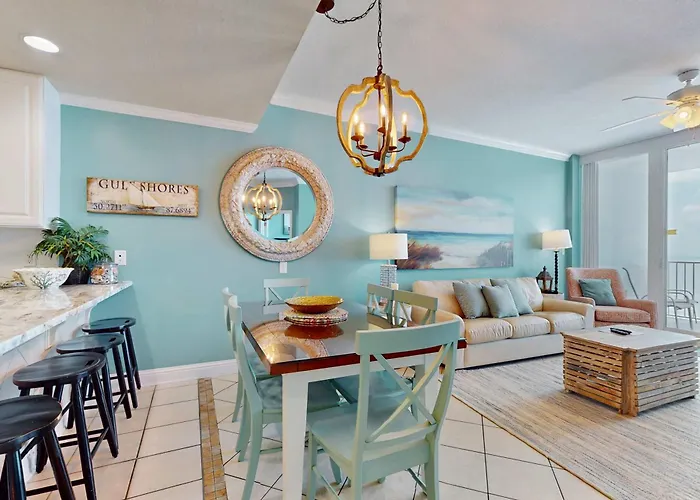 Oceanfront With Sweeping Views Washer Dryer Ac & Access To Pool Holiday home *