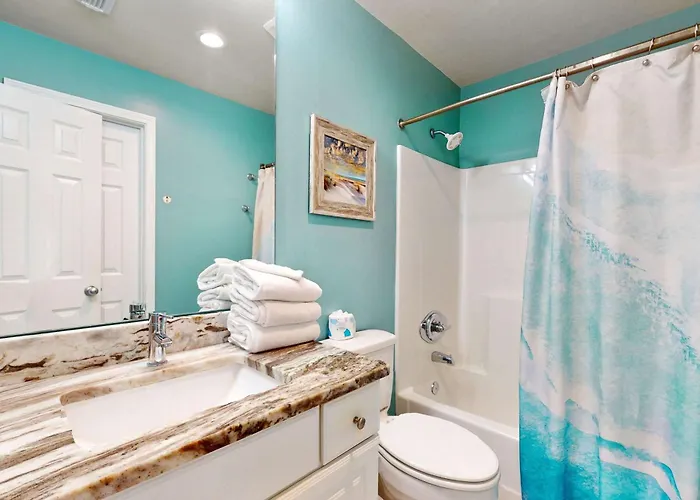 Holiday home Oceanfront With Sweeping Views Washer Dryer Ac & Access To Pool